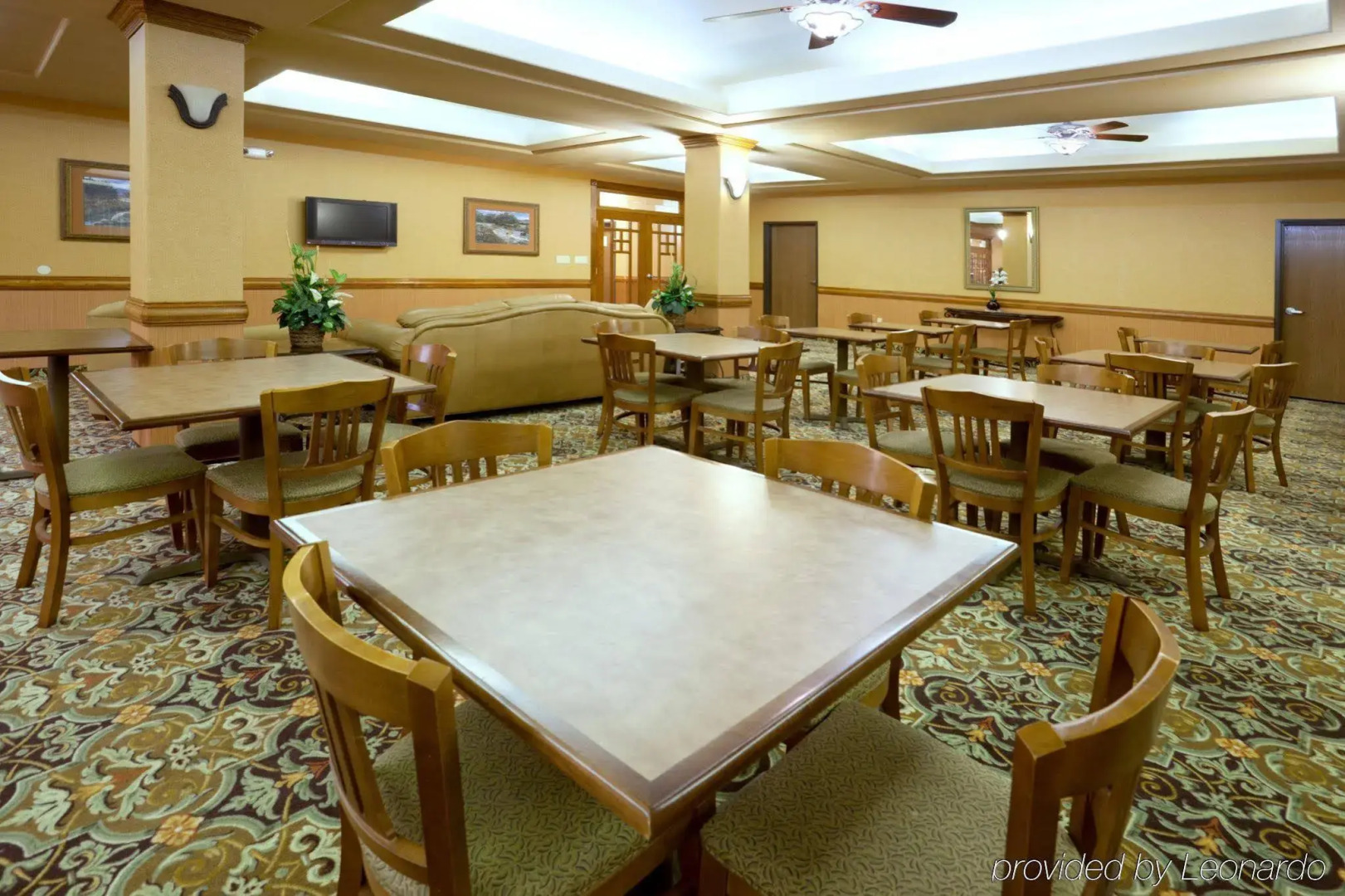 Holiday Inn Express & Suites Alice by IHG