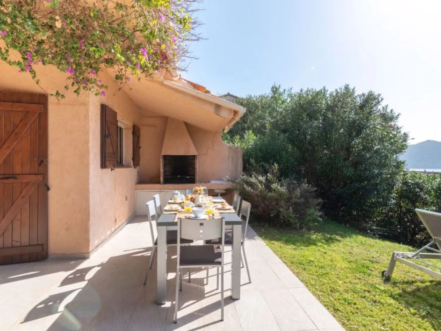 Domaine Santa Giulia Palace