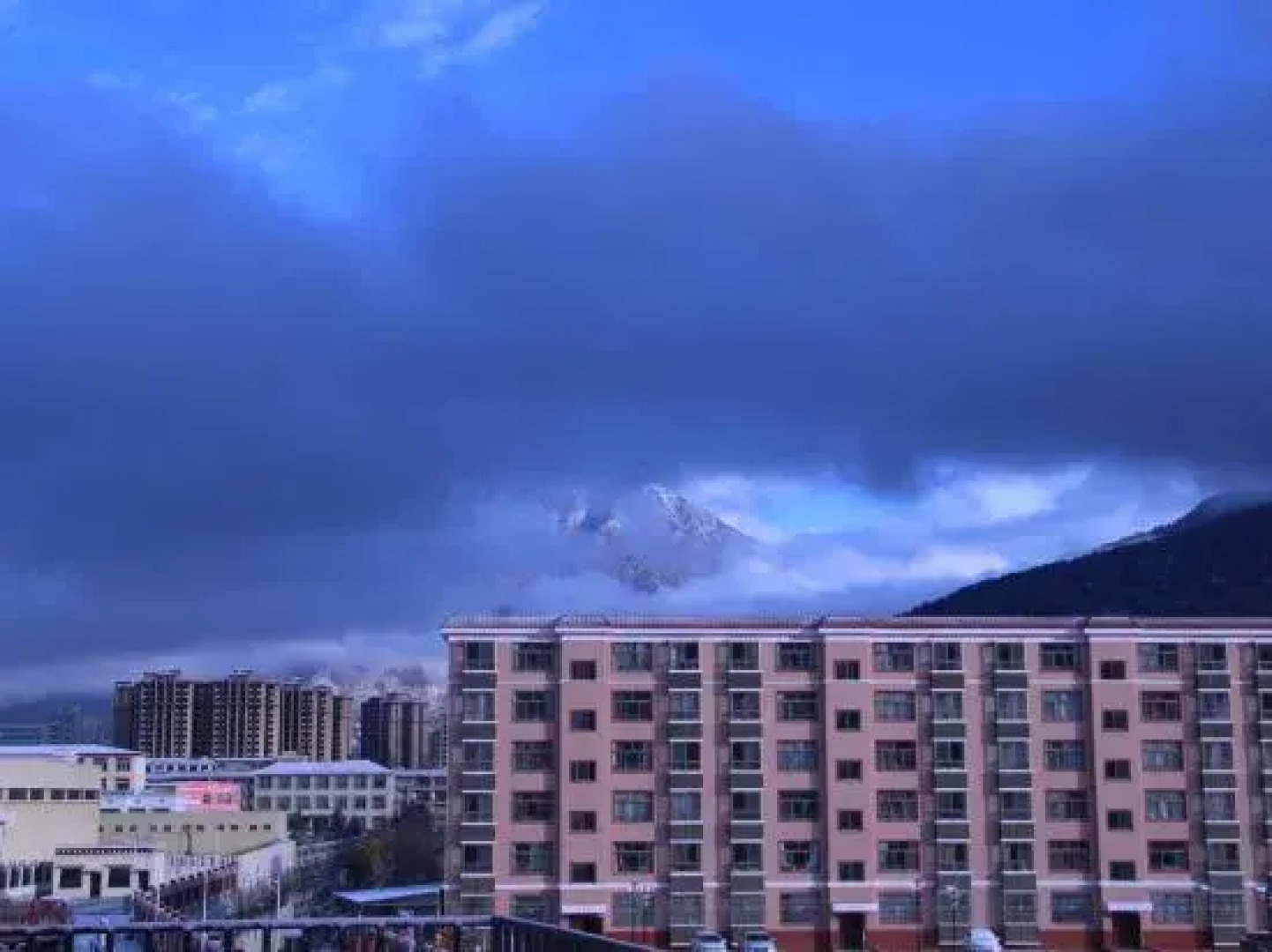 Tianyu Hidden Secret Theme Hotel