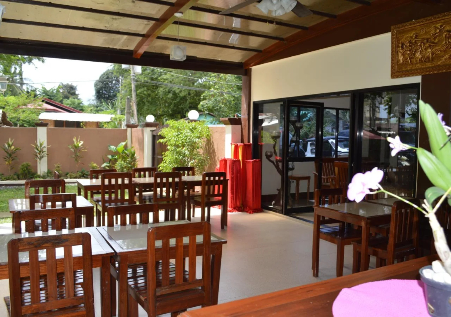 Diakopes Inn - Hostel