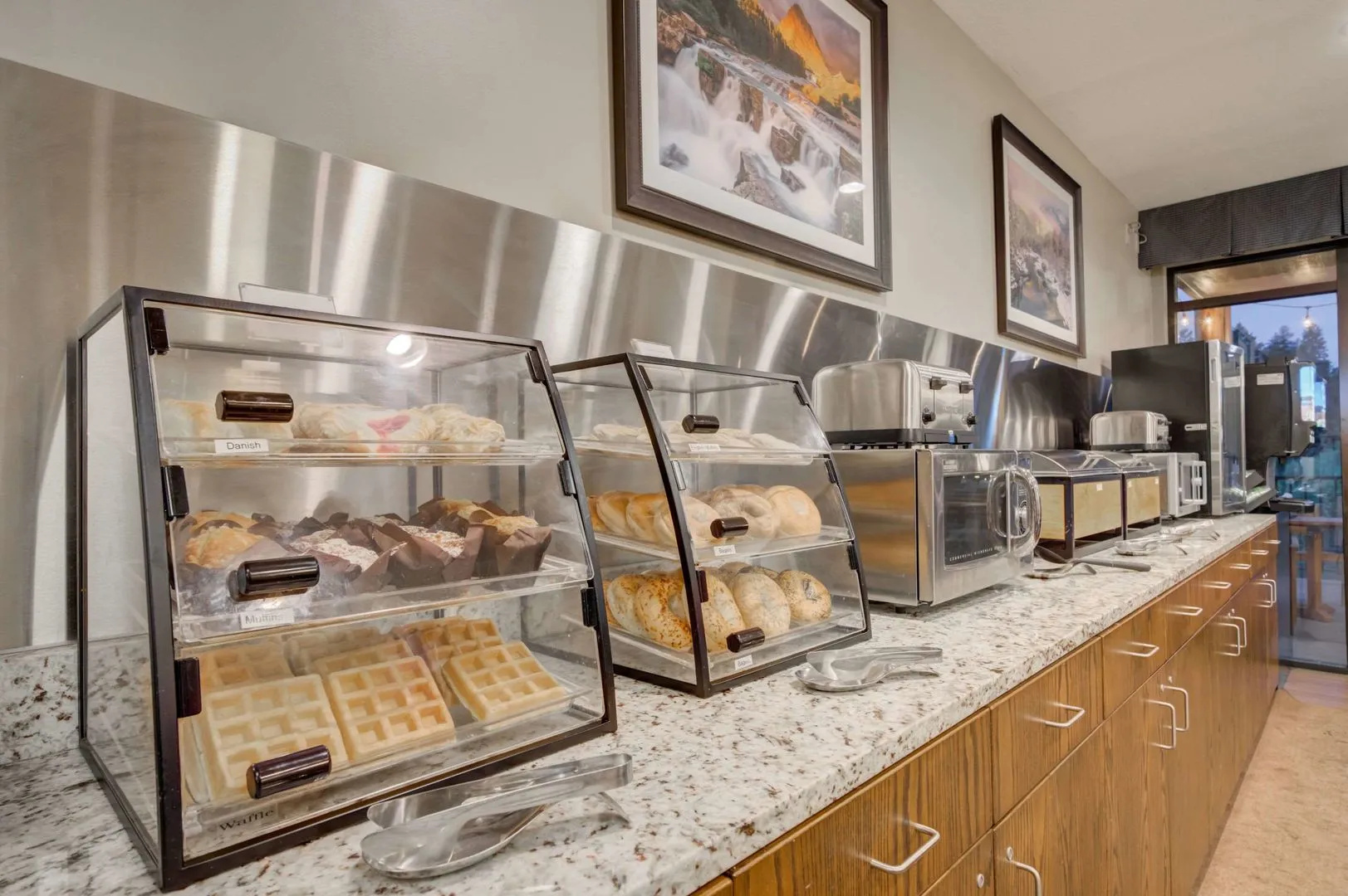 Whitefish Riverfront Hotel