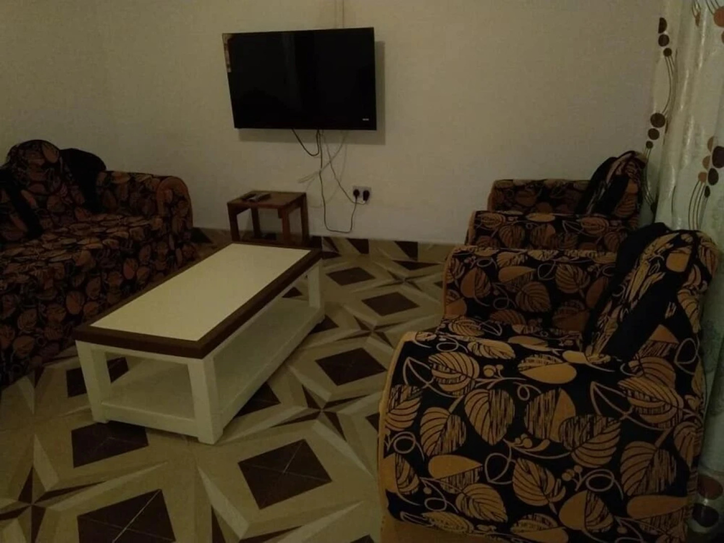 Lux Suites Mara Holiday Homes