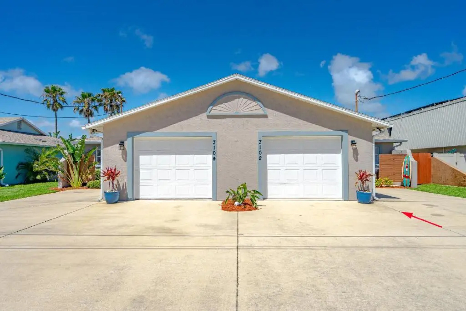 Charming Surf Bungalow Just 30 Seconds to the Beach!