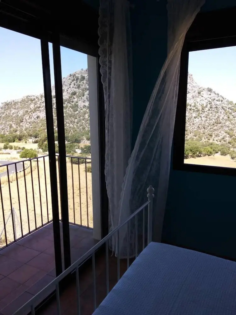 House with 4 Bedrooms in Benaocaz, with Furnished Terrace