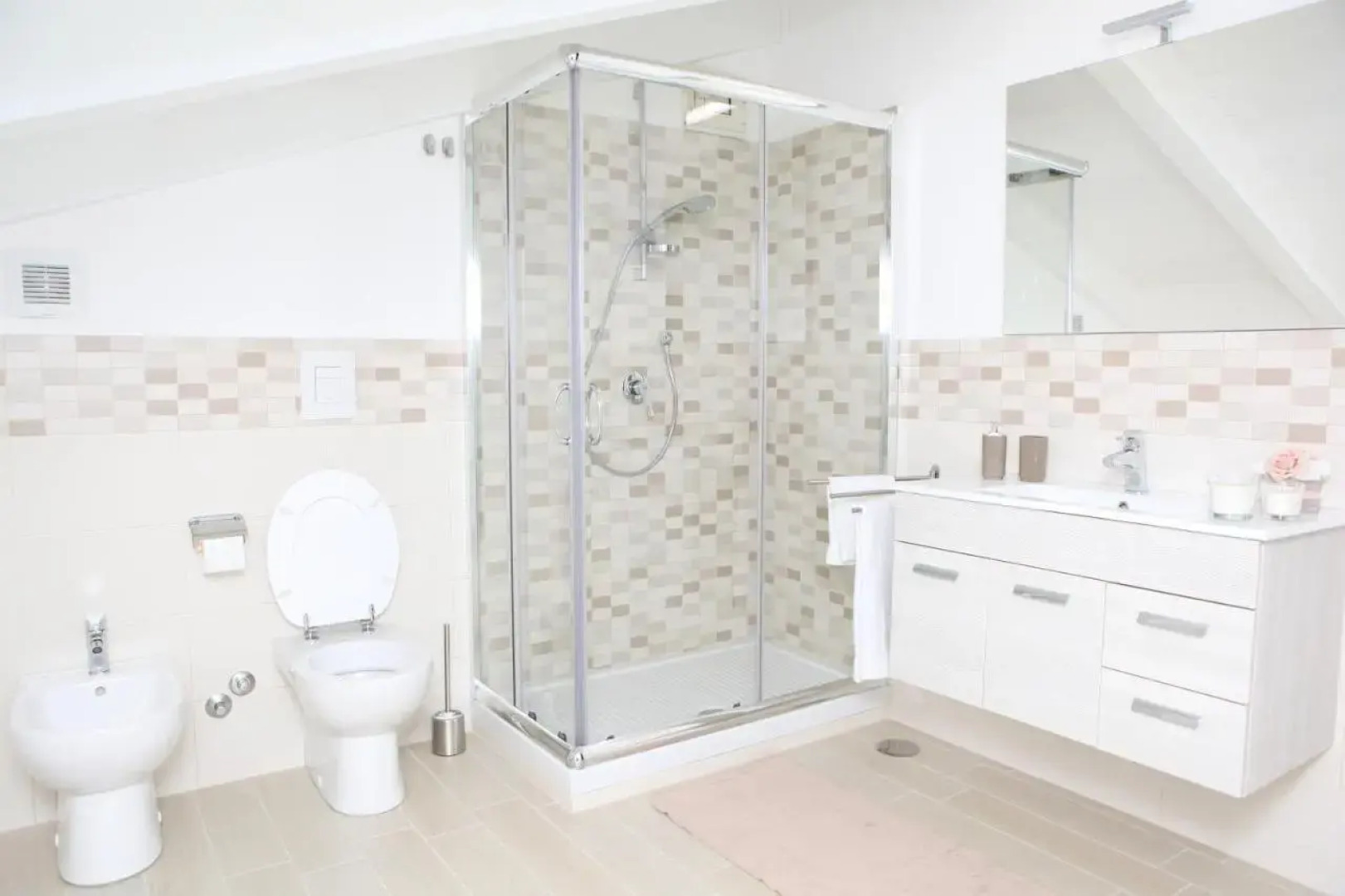 Rosy House - Hospitality