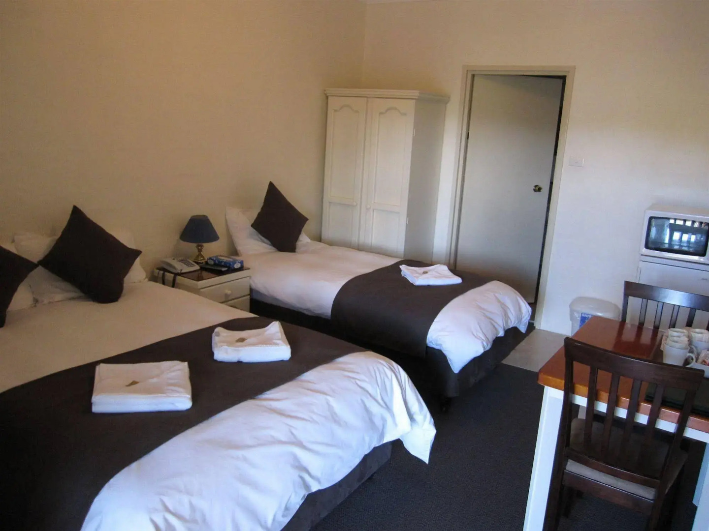 Aussie Settler Motel