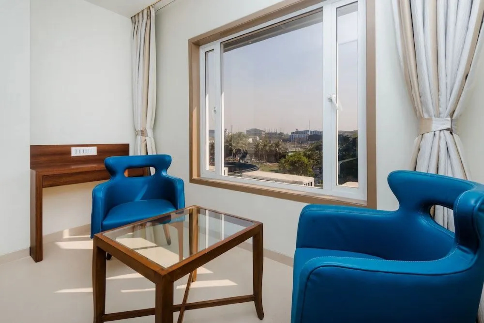 Capital O 28004 Hotel Mathoshree