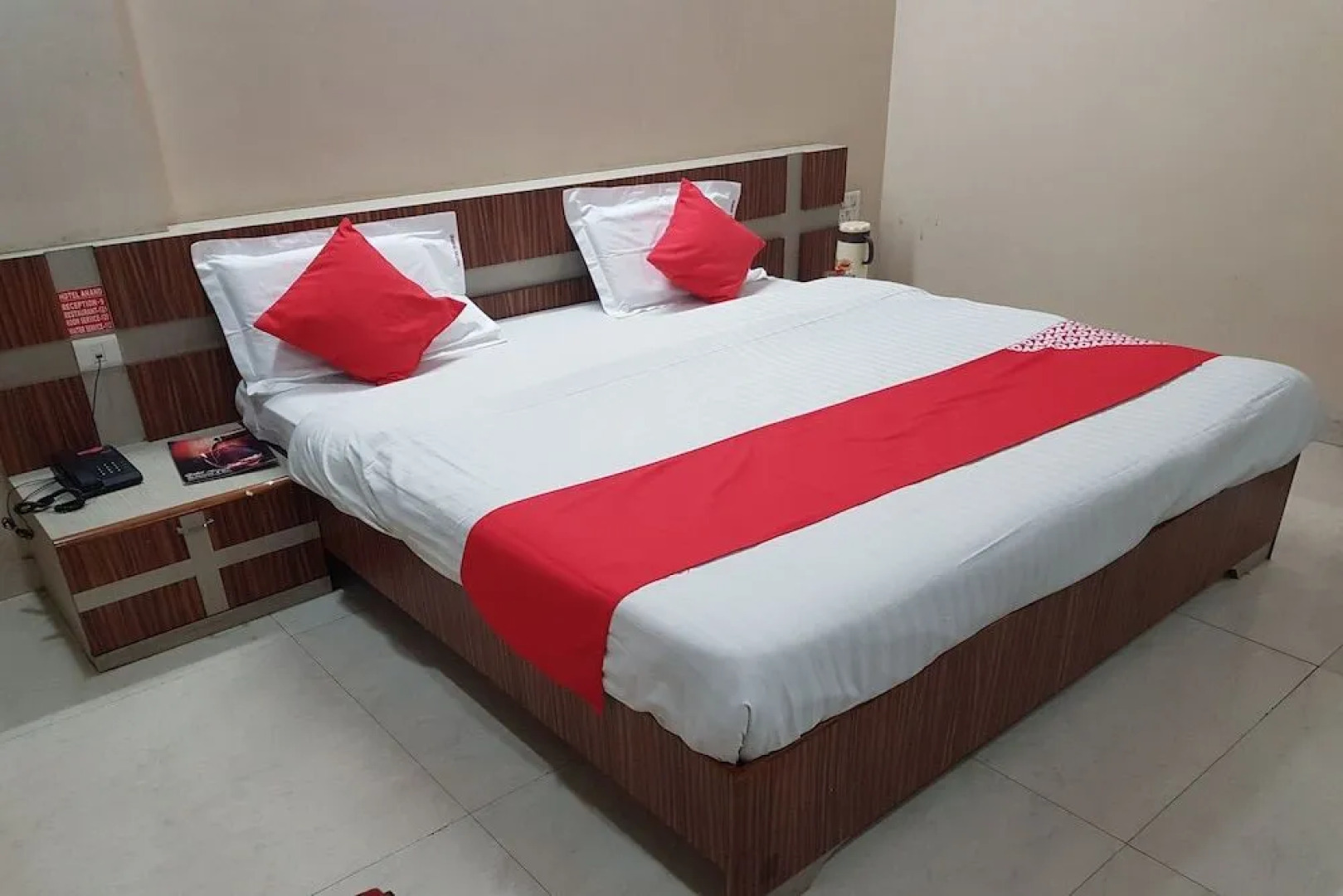OYO 23649 Hotel Anand