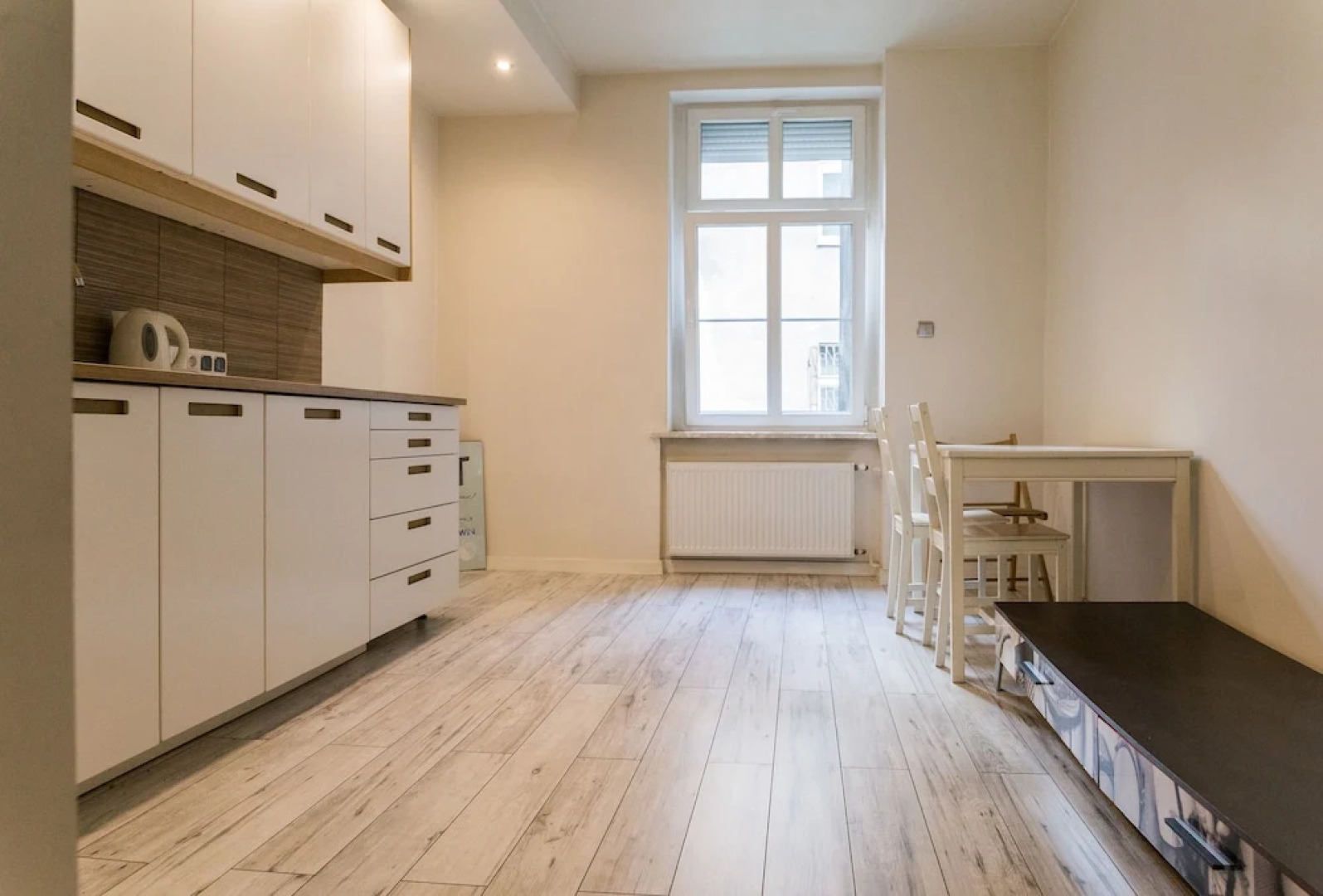 Follow the rabbit Apartment