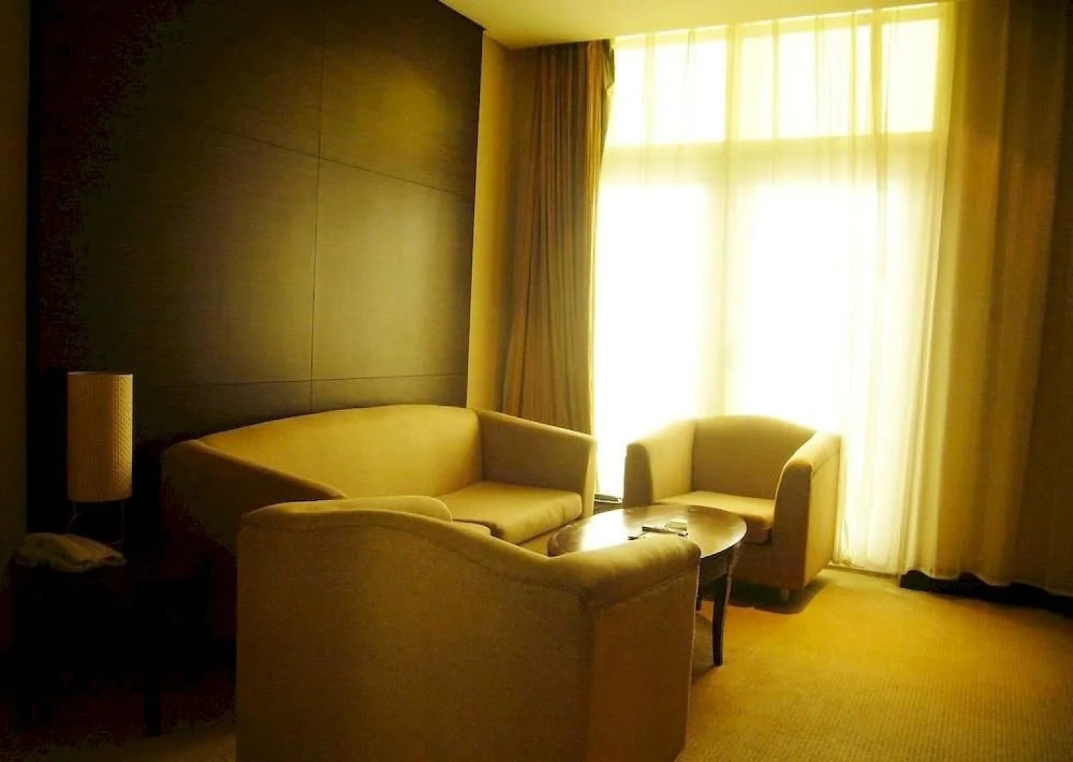 Hailing Convention Center