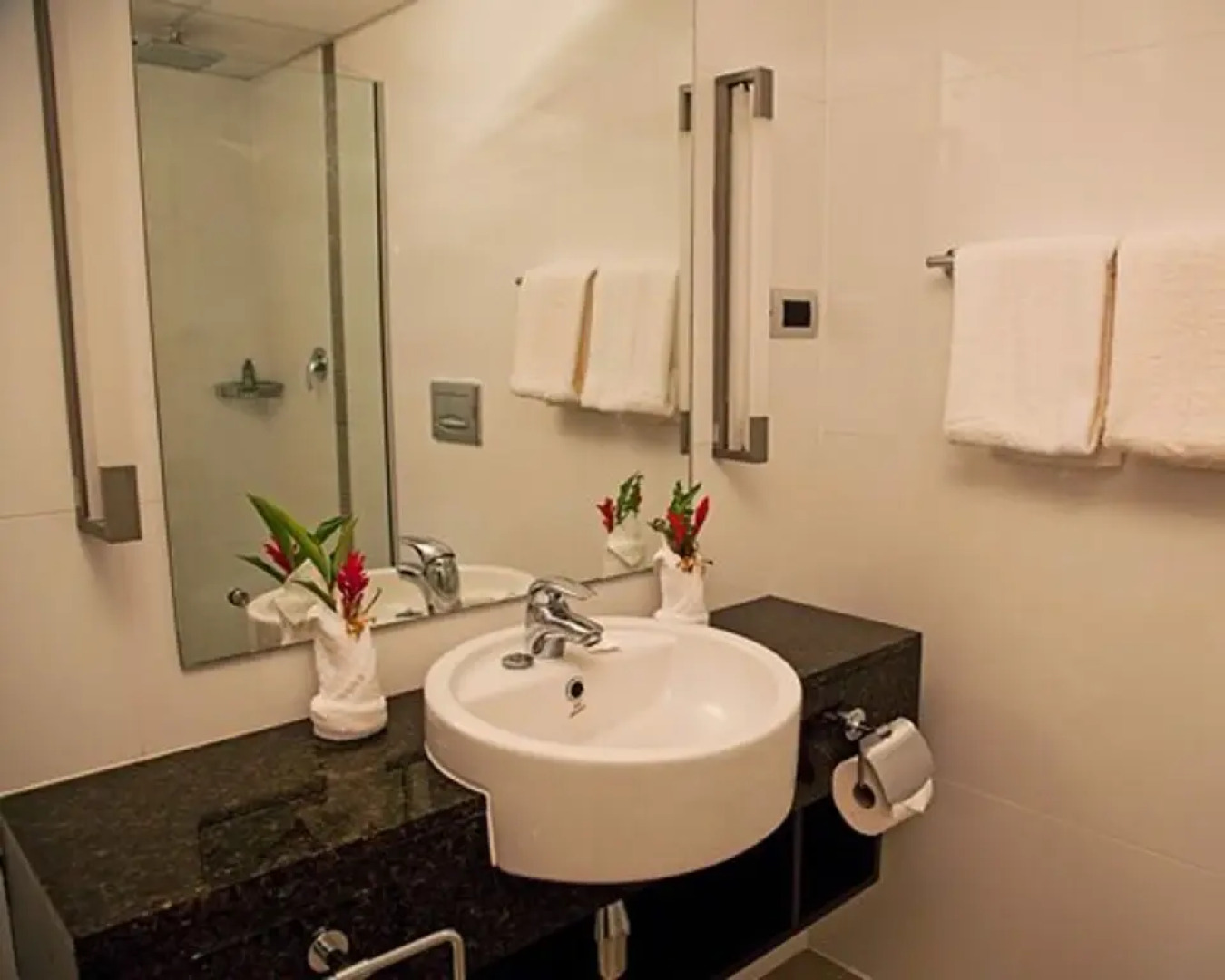 The Holiday Club At Fiji Palms