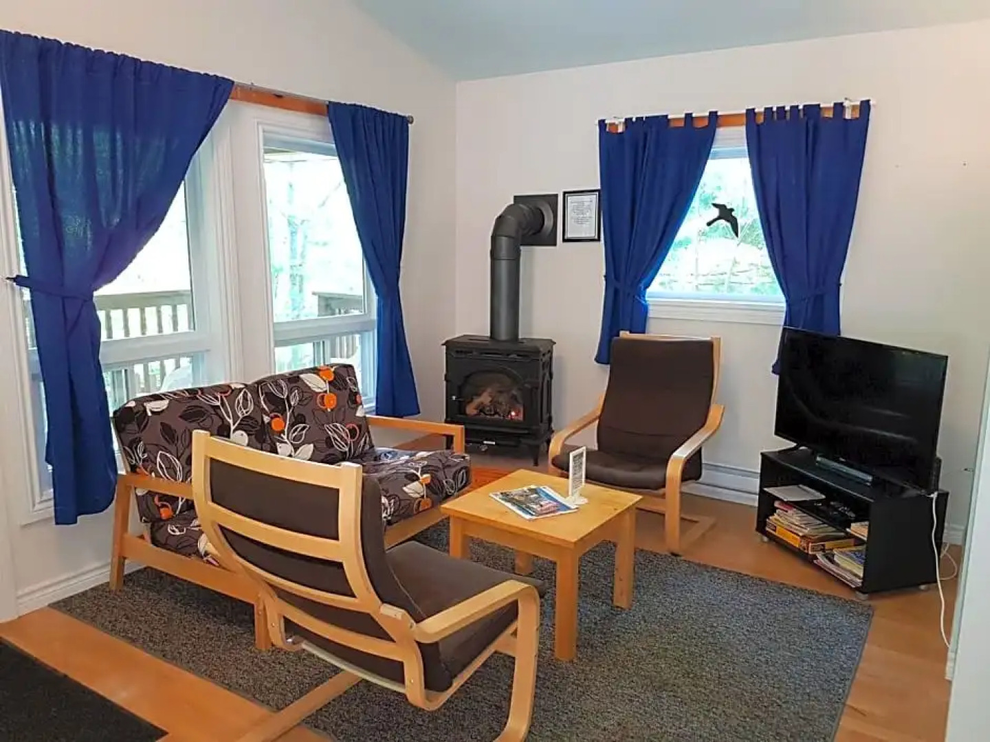 Parkway Cottage Resort & Trading Post