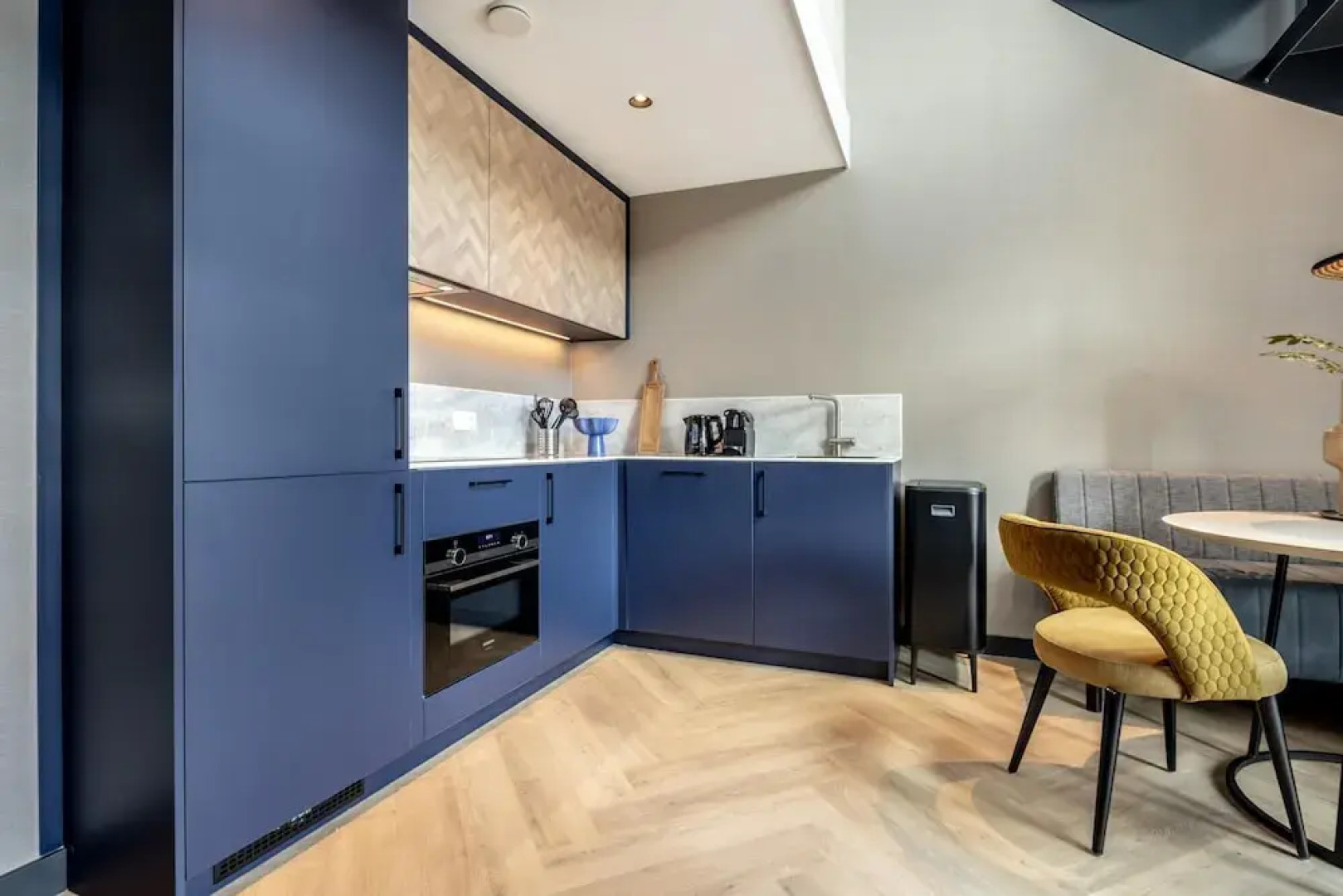 Family Apartment w/ Bunk Beds