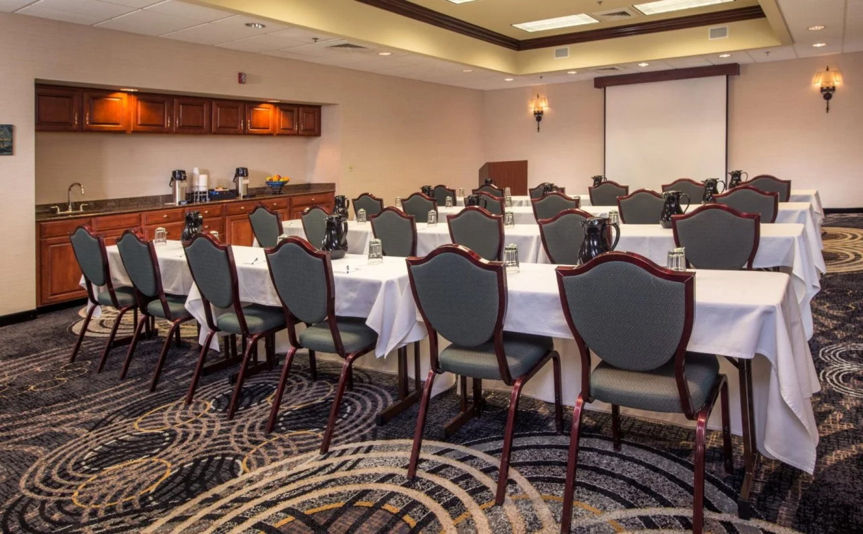 Holiday Inn Express State College at Williamsburg Square by IHG