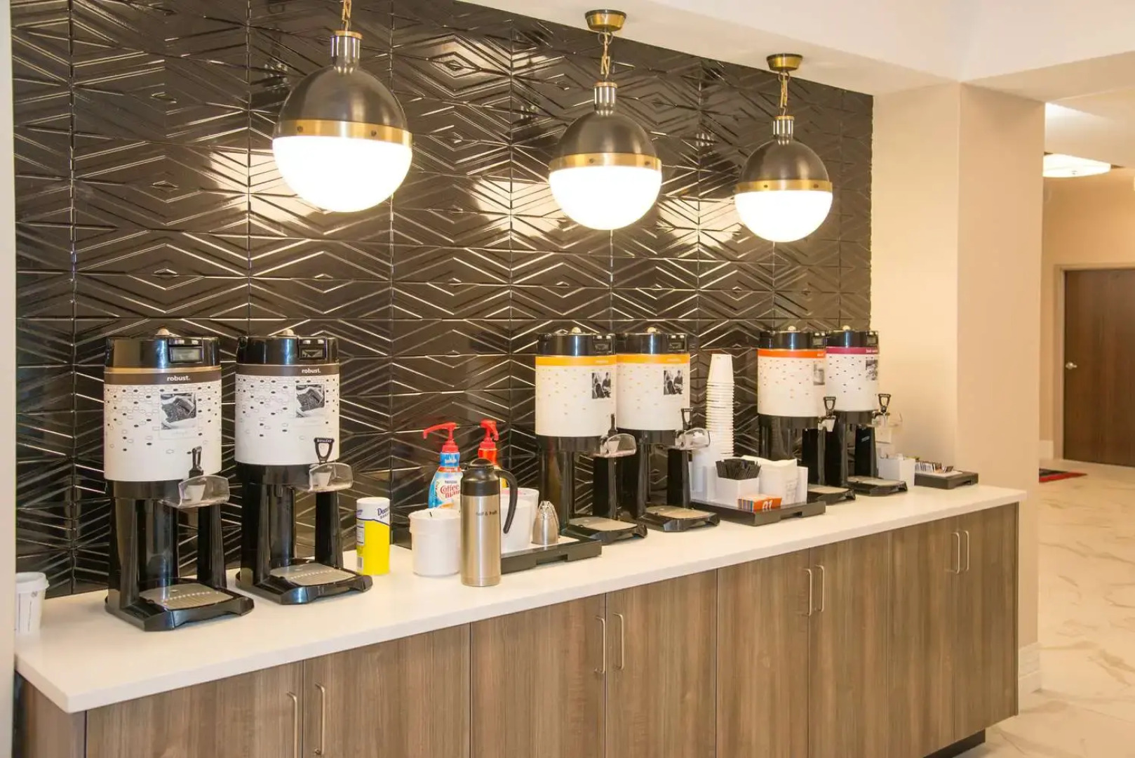 Hampton Inn & Suites Jackson-Coliseum