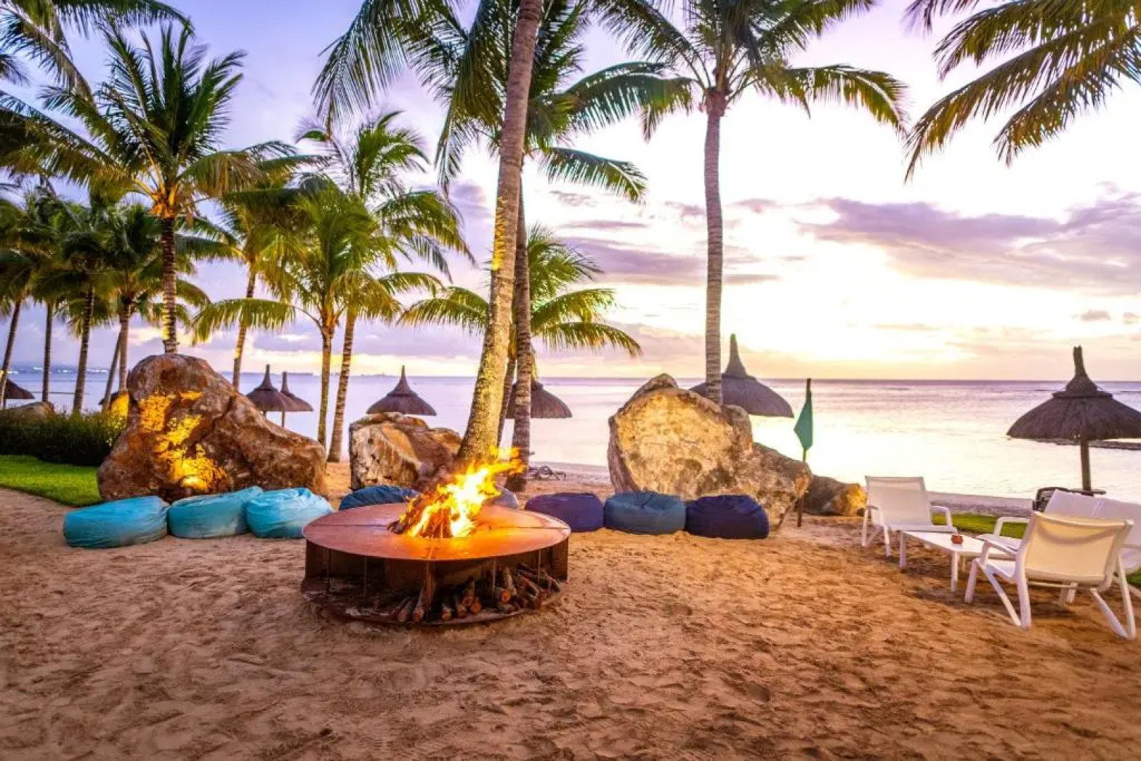 Victoria Beachcomber Resort & Spa - Victoria for 2 - Adults Only