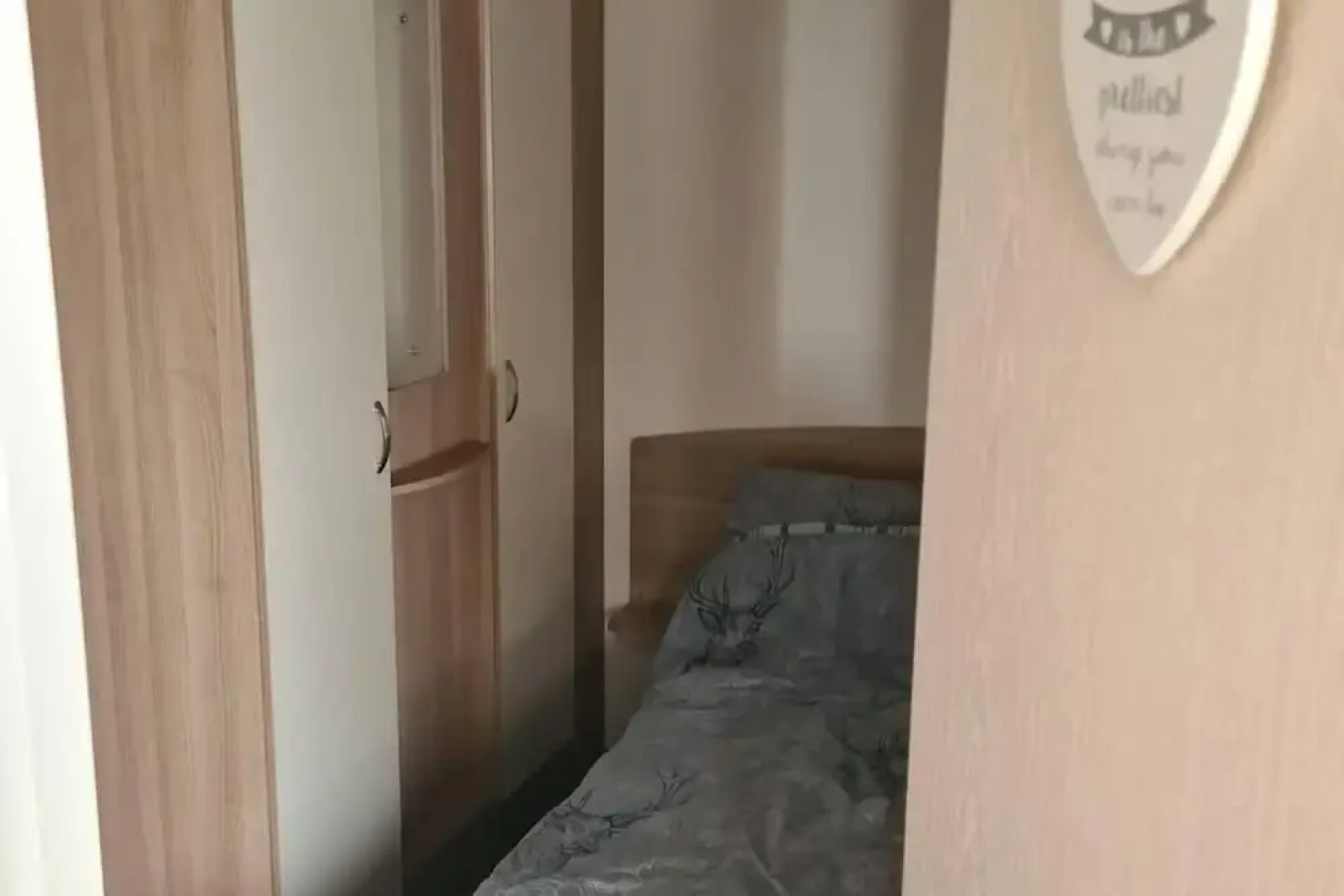 2 Bed Lodge - Sleeps 5 - Parking - Pets - Wifi