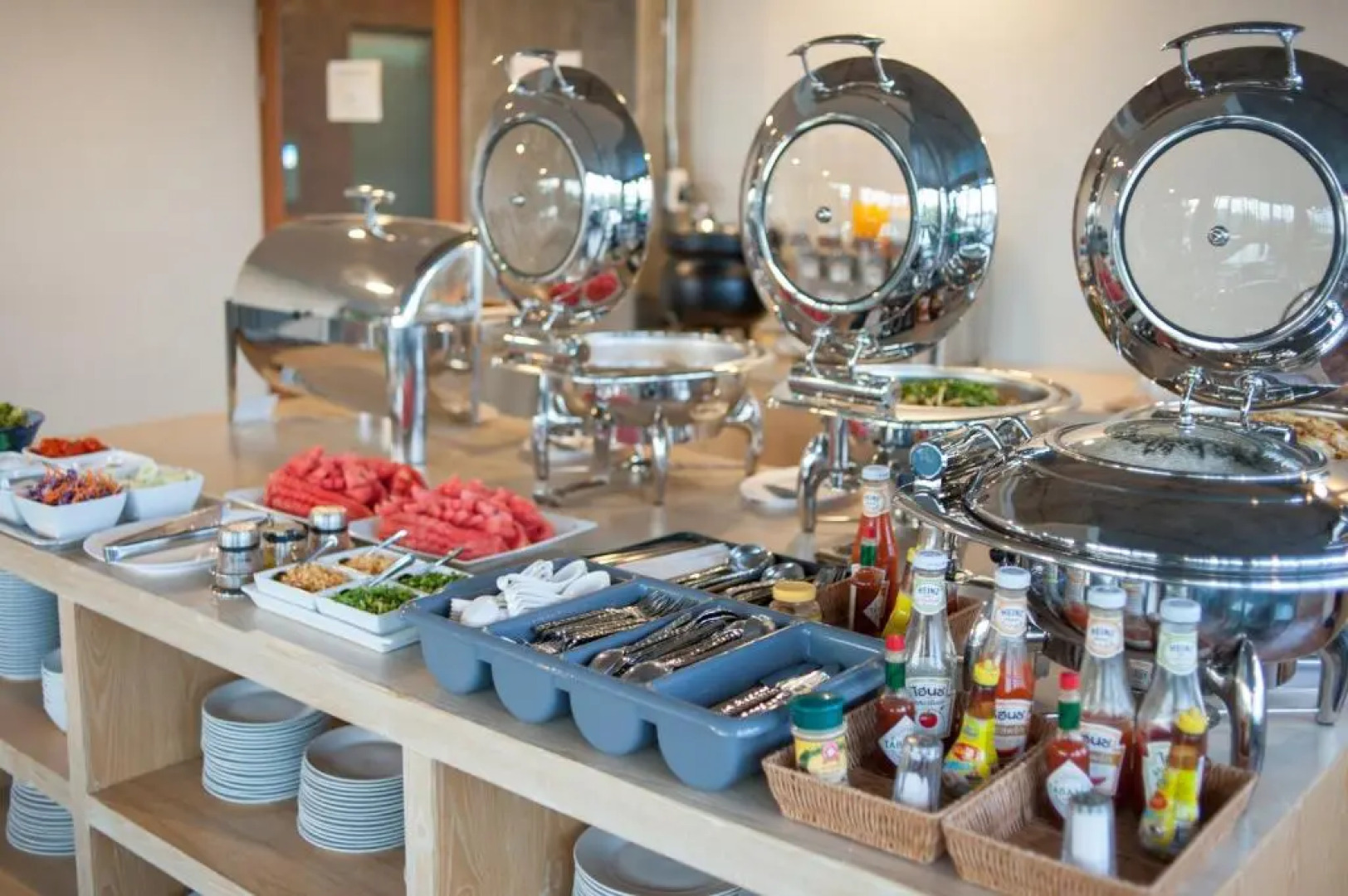 The Sixteenth Naiyang Beach Hotel