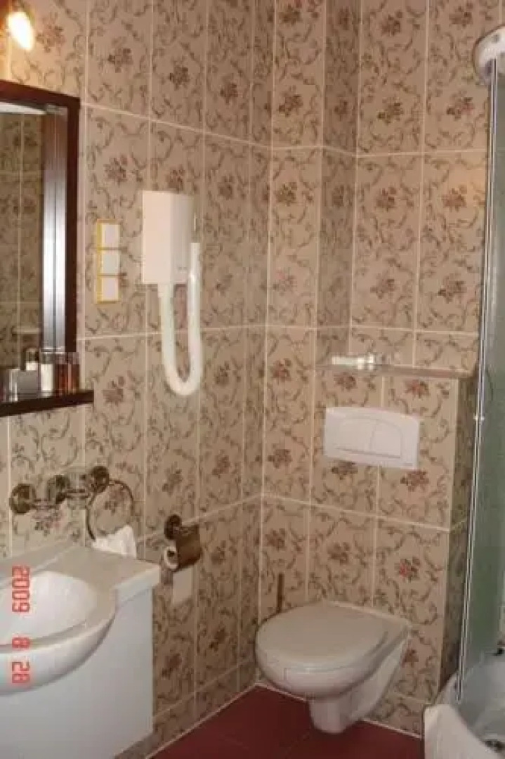 Dakota Hotel & Restaurant