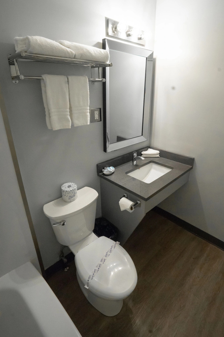 Coast Metro Vancouver Hotel