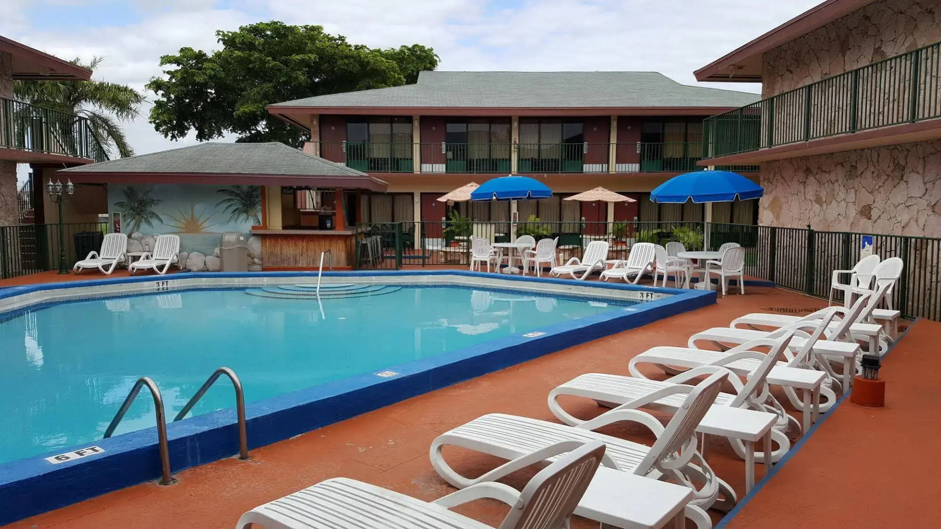 Garden Inn Homestead