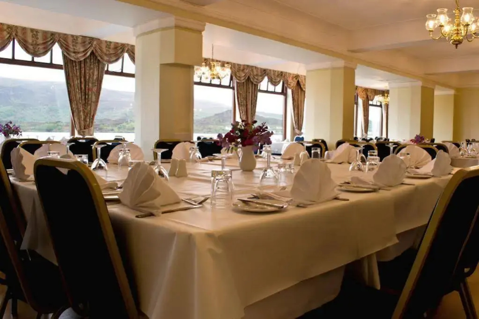 Lochalsh Hotel
