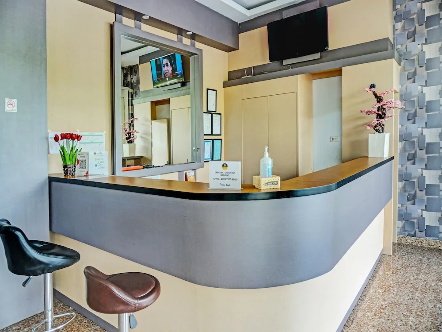 OYO 92152 Hotel The Wong