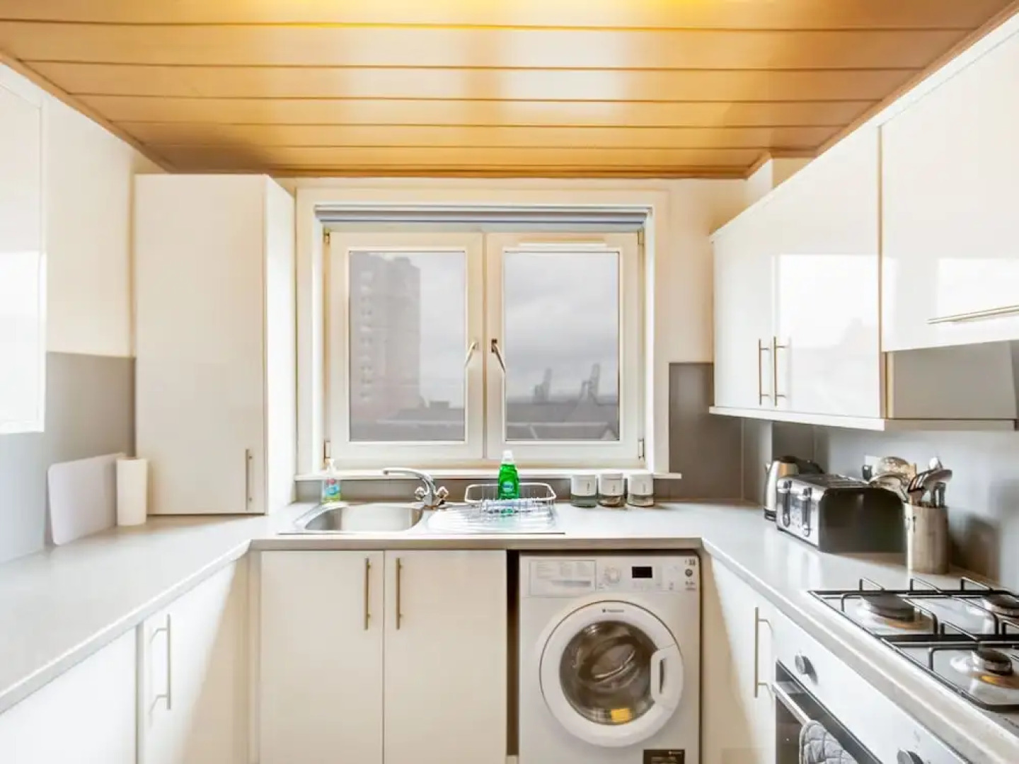 Graceful Apartment in Greenock near Newark Castle