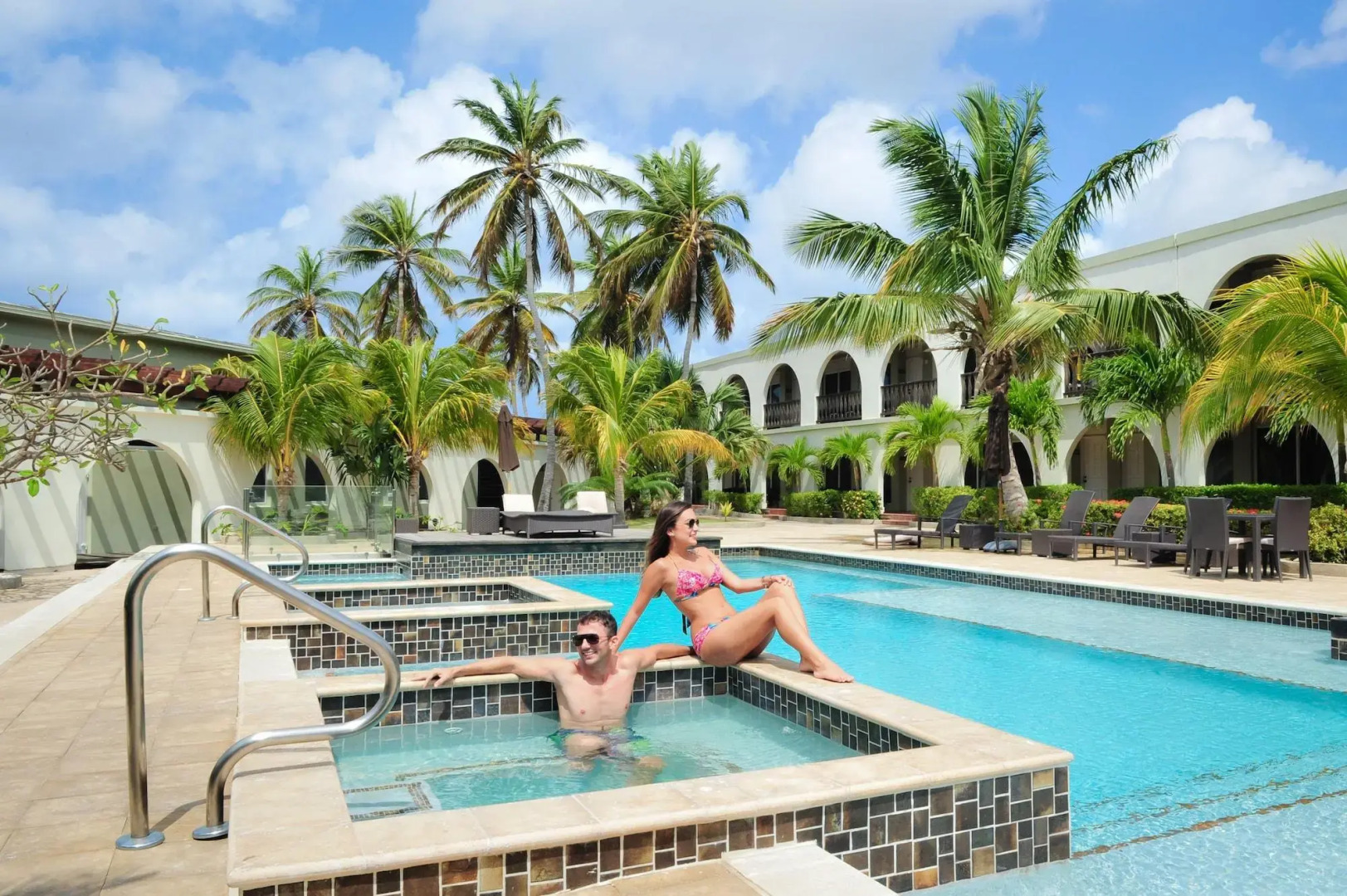 voco Surfside Aruba by IHG