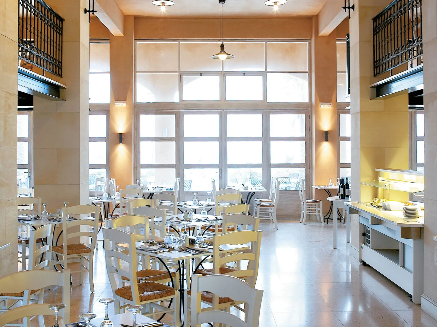 Grecotel Plaza Beach House