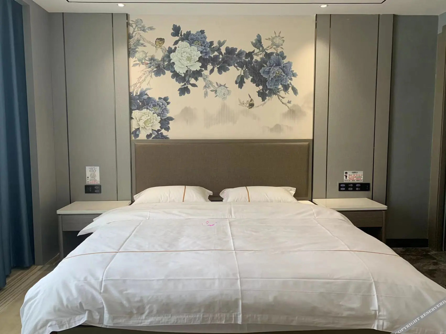 Holiday Inn Huaneng Kuqa