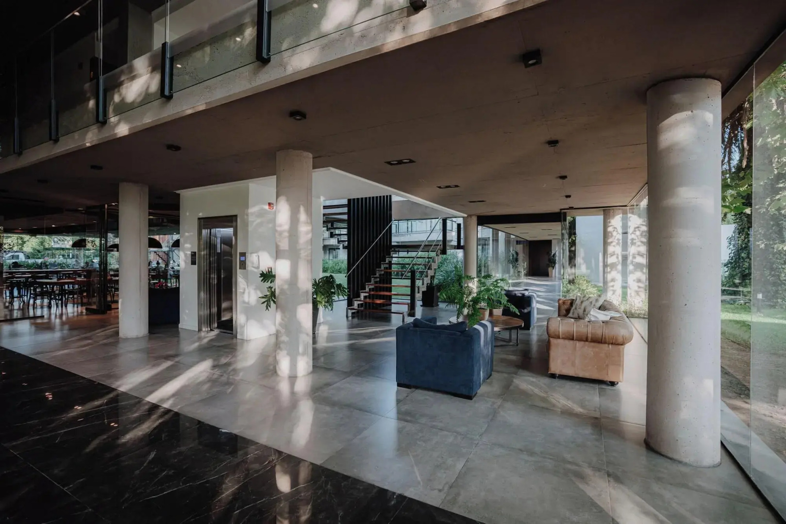 La Urumpta Hotel, AKEN MIND