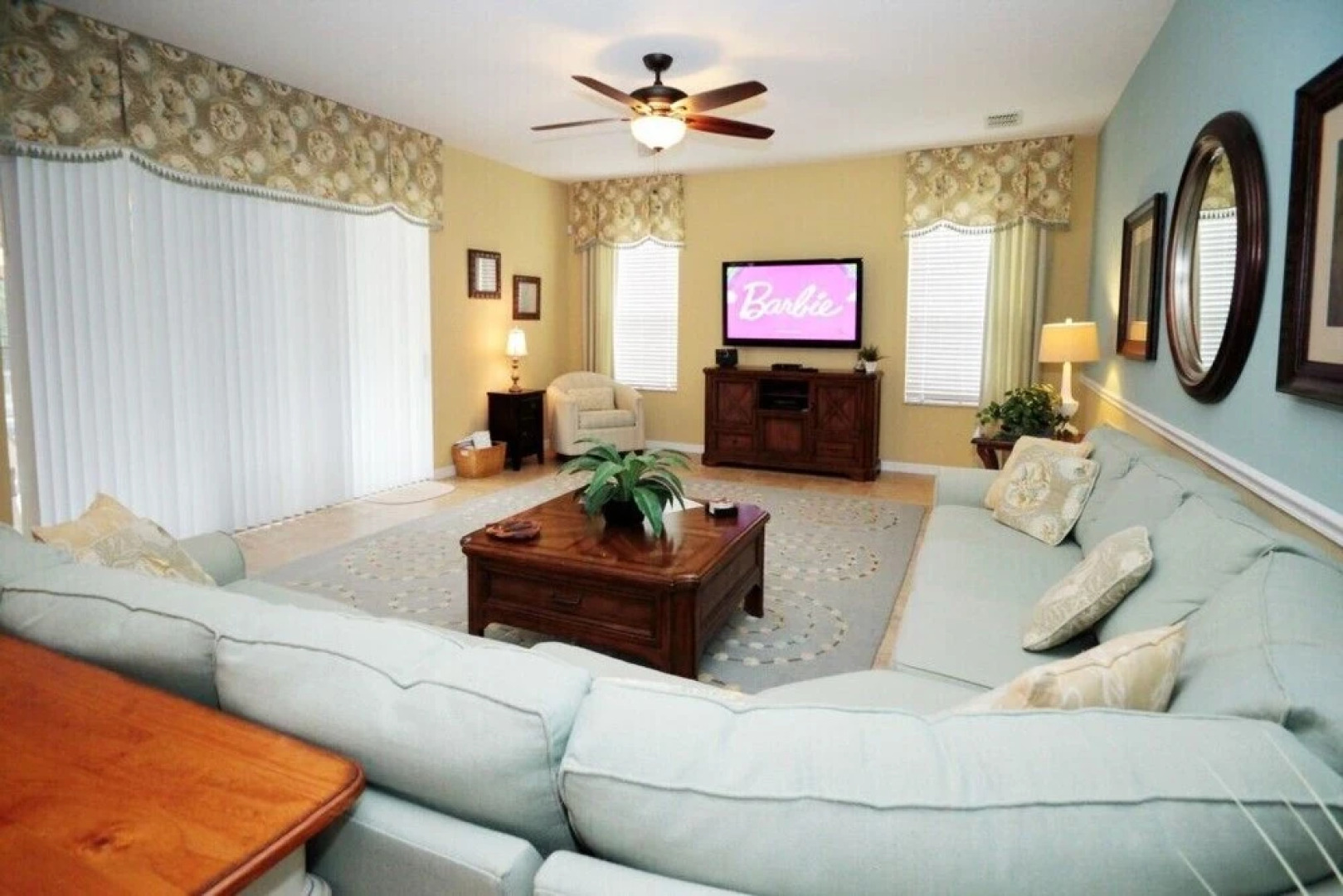 301 Las Fuentes Drive 6 Bedroom Home