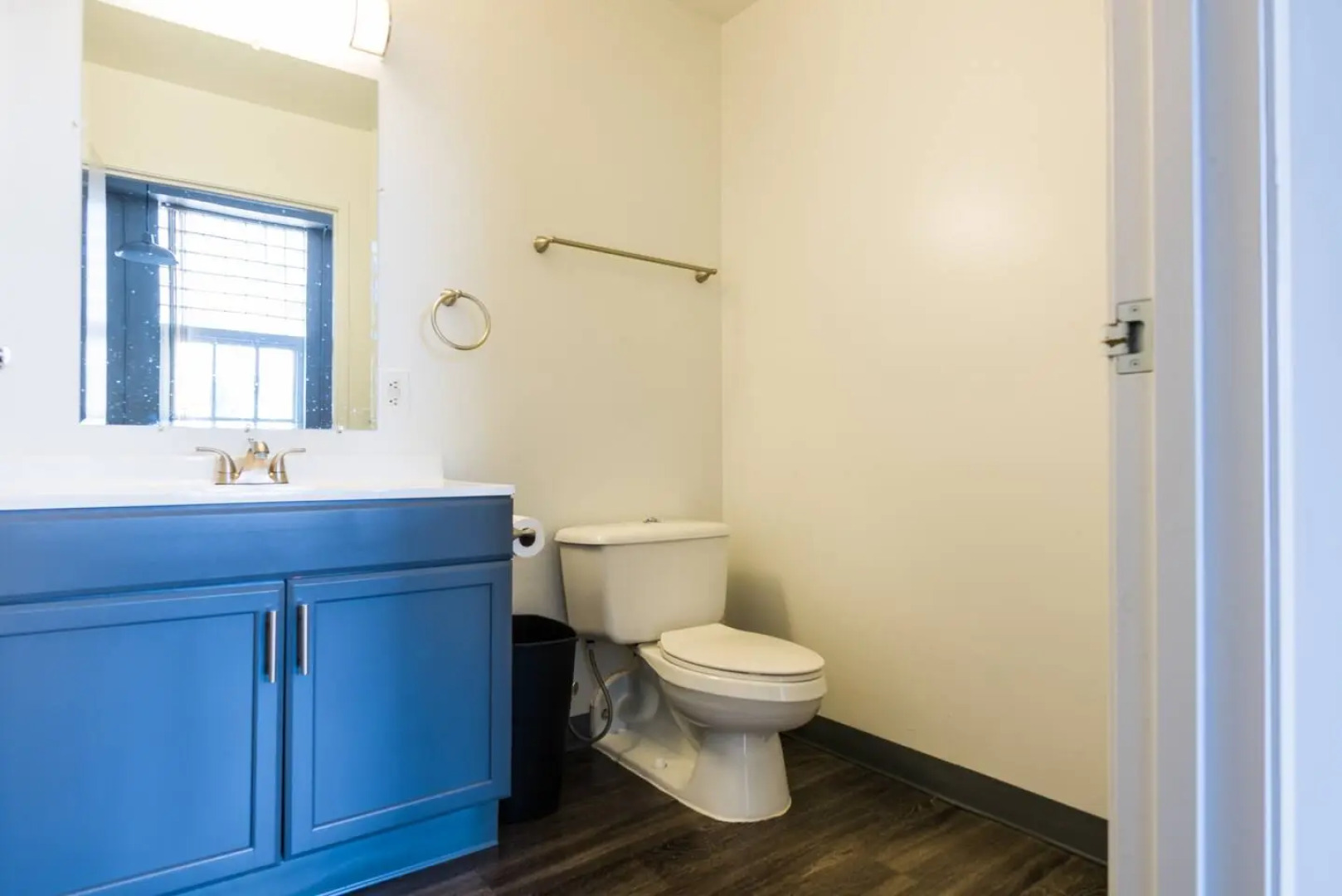 Downtown Denver Loft Style Bright 2BR Apt