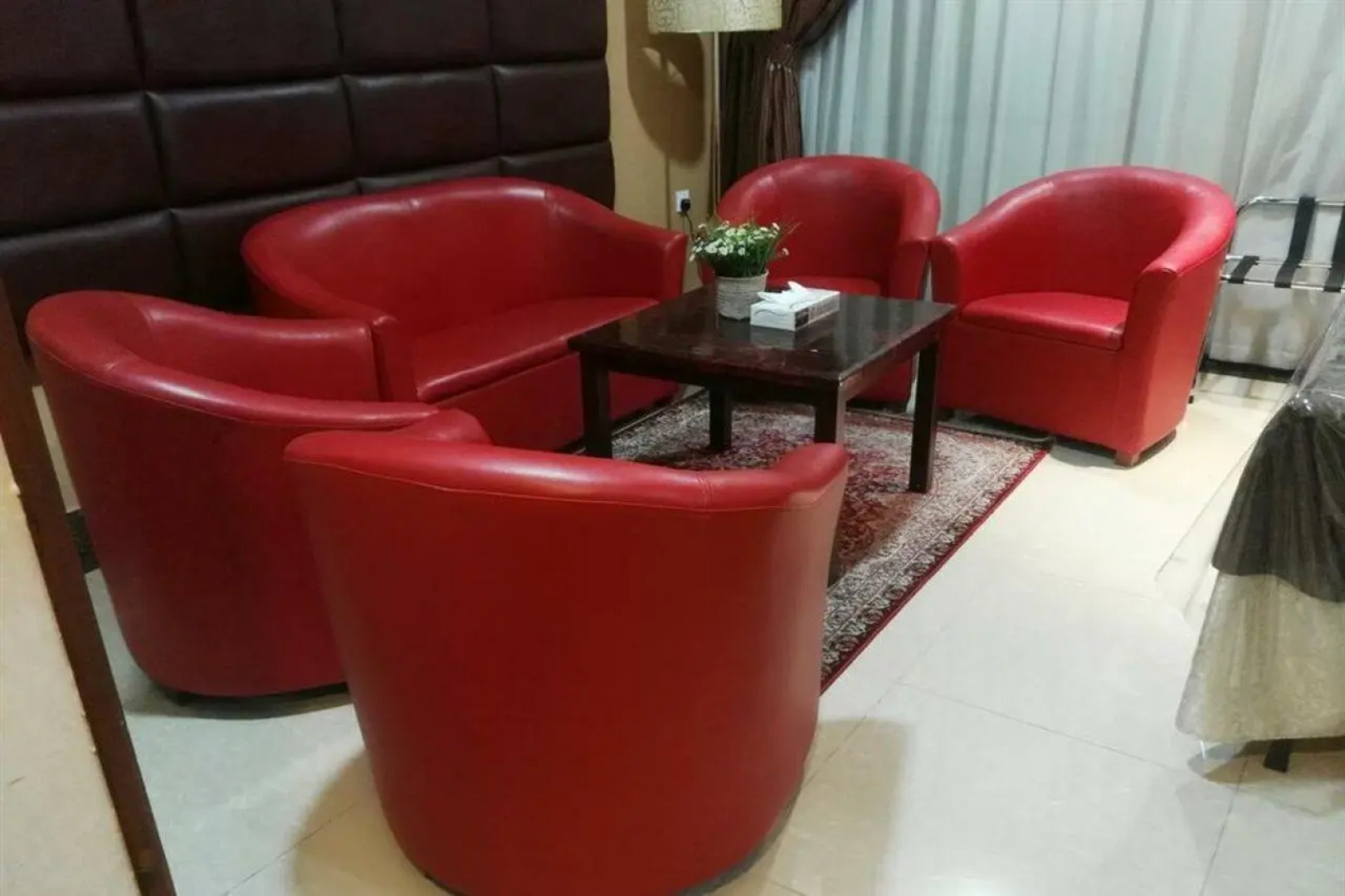 Fakhamet Al Aseel Hotel