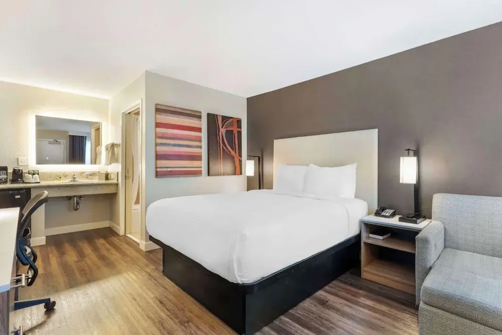 Vagabond Inn Executive Rancho Cordova