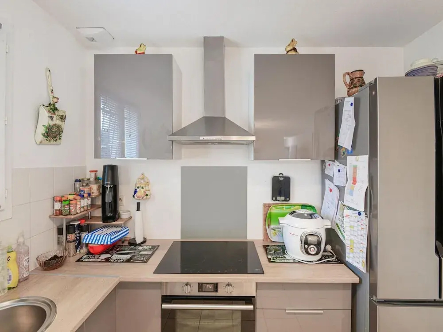Zen Room in a Private Home With a Swimming Pool