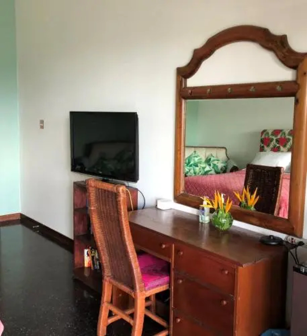 Tranquility Estate Bed & Breakfast