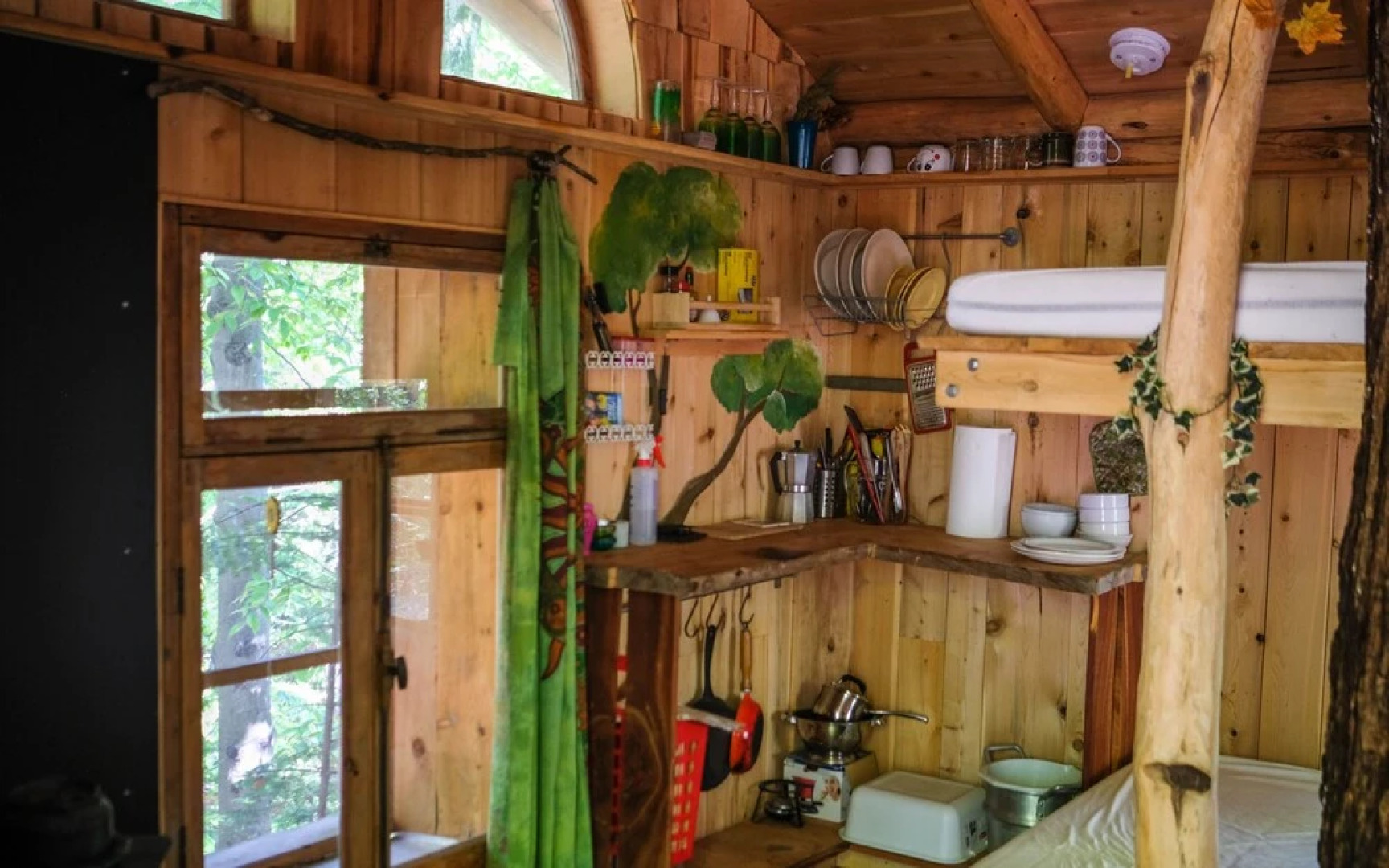 Chimo Refuges Treehouse Resort