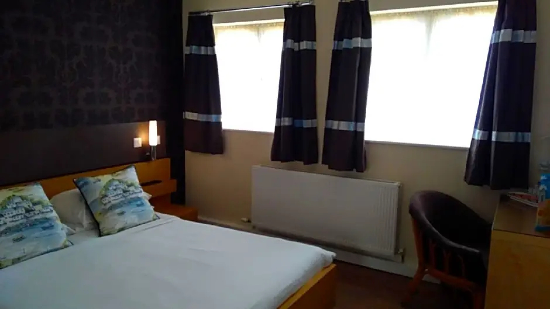 The Anchor Hotel  Bars