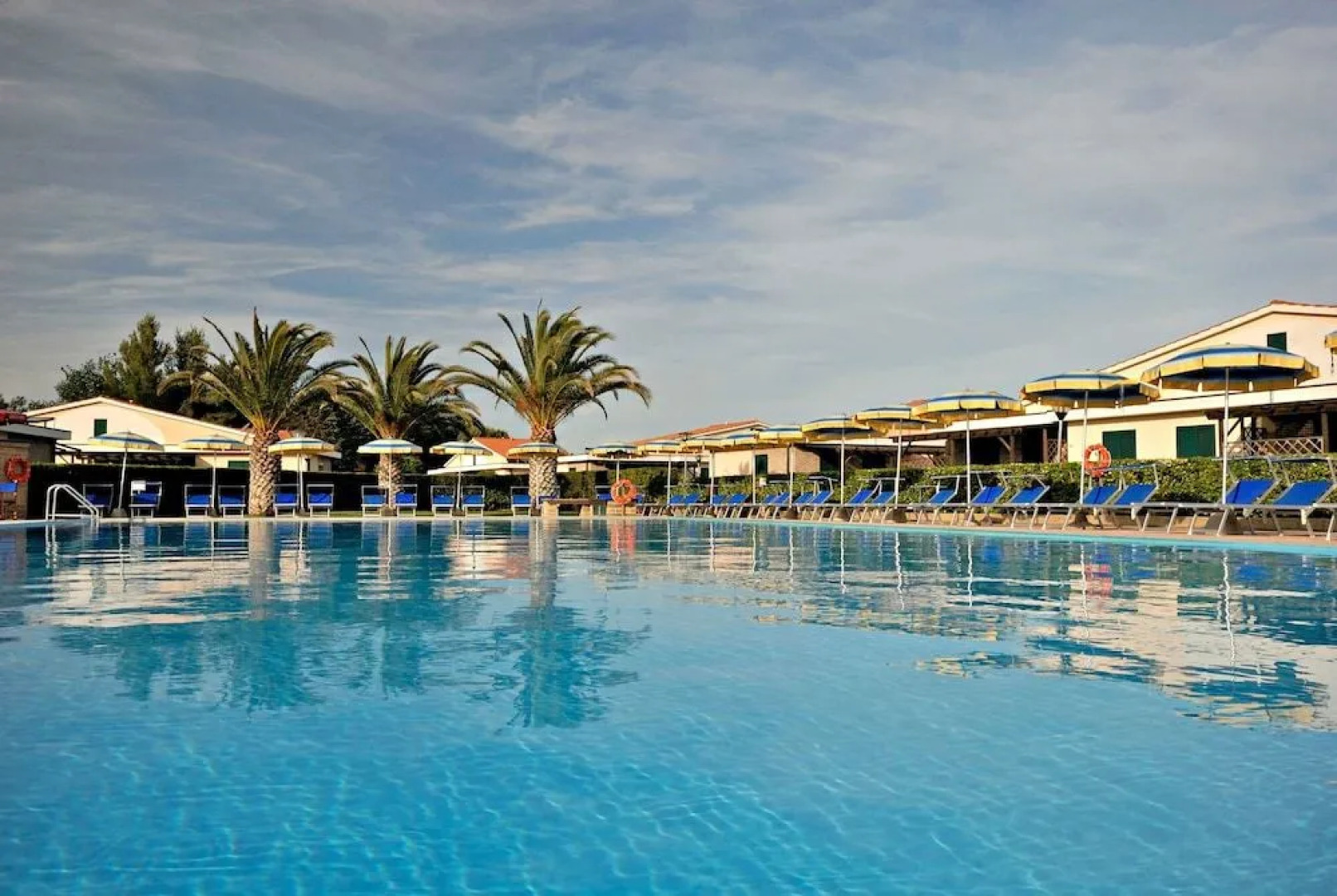 La Cecinella Apartments