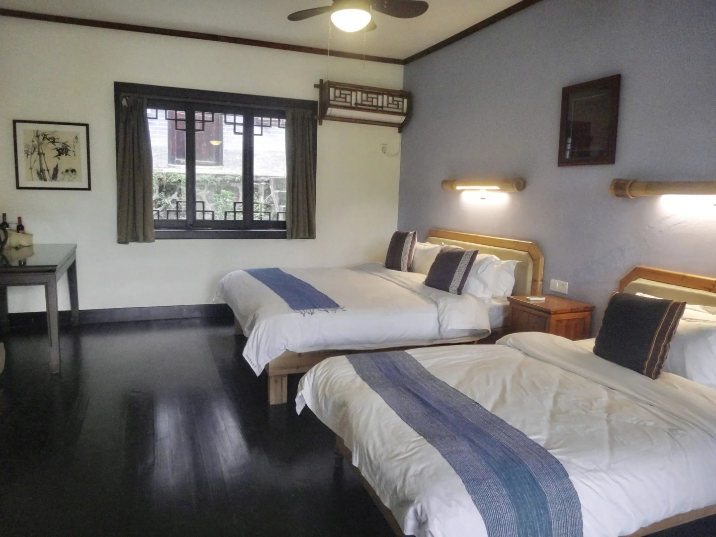 Yangshuo Mountain Retreat