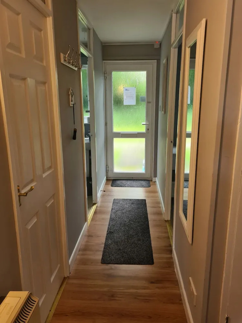 10 Valley View Lodge