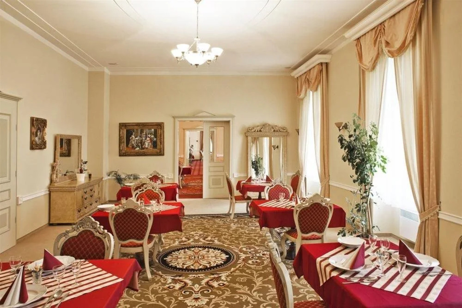 Zámek Kamenný dvůr