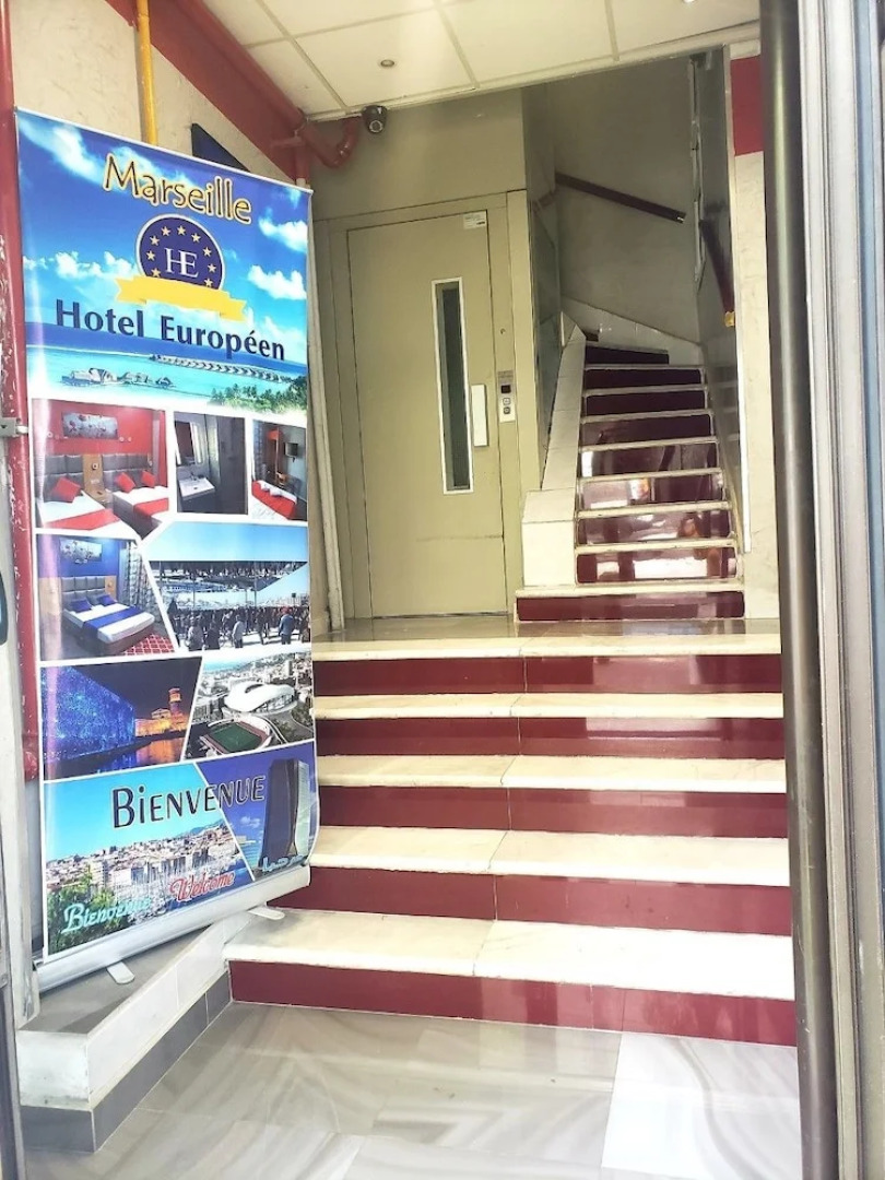 London Connection Hostel