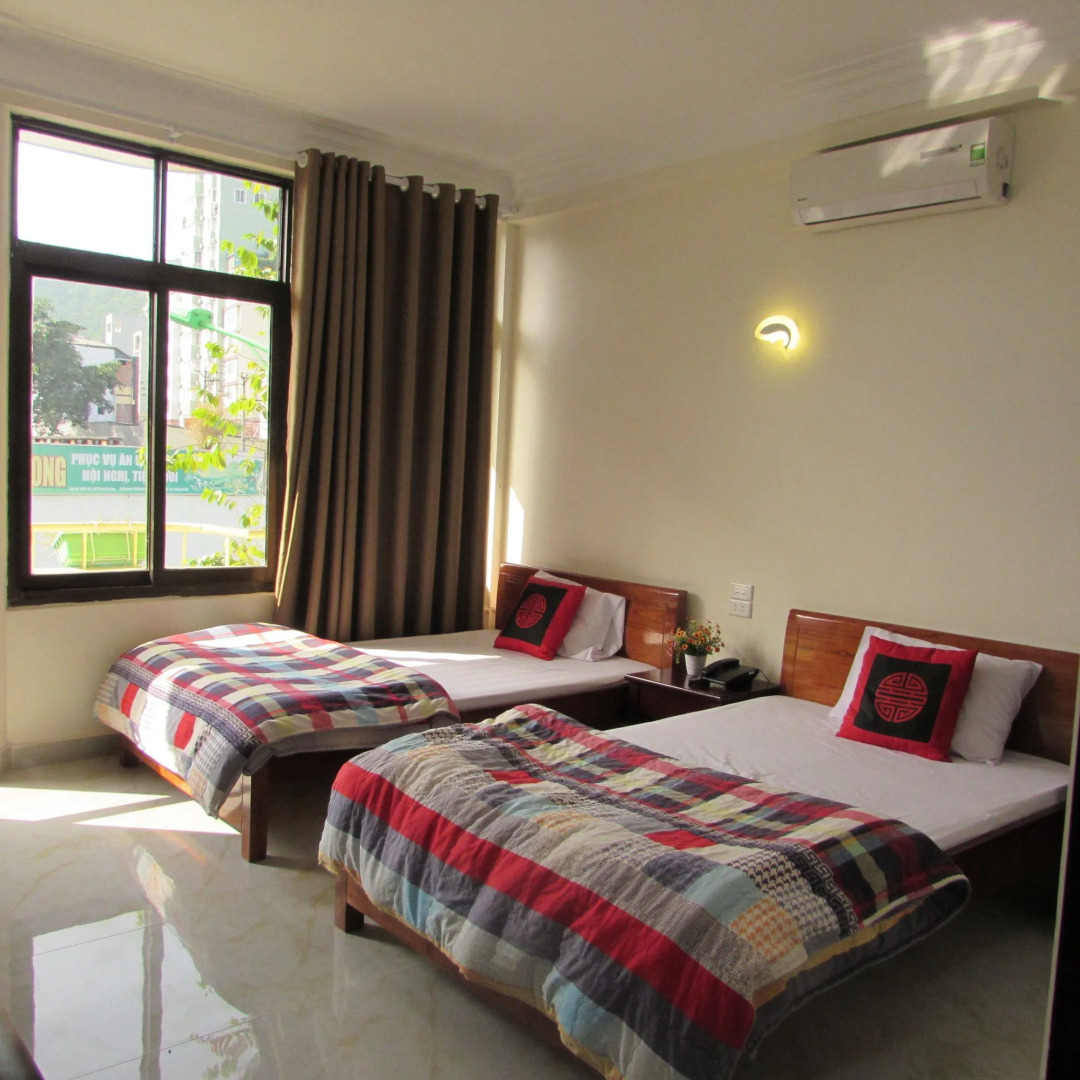 Viet Nhat Halong Hotel