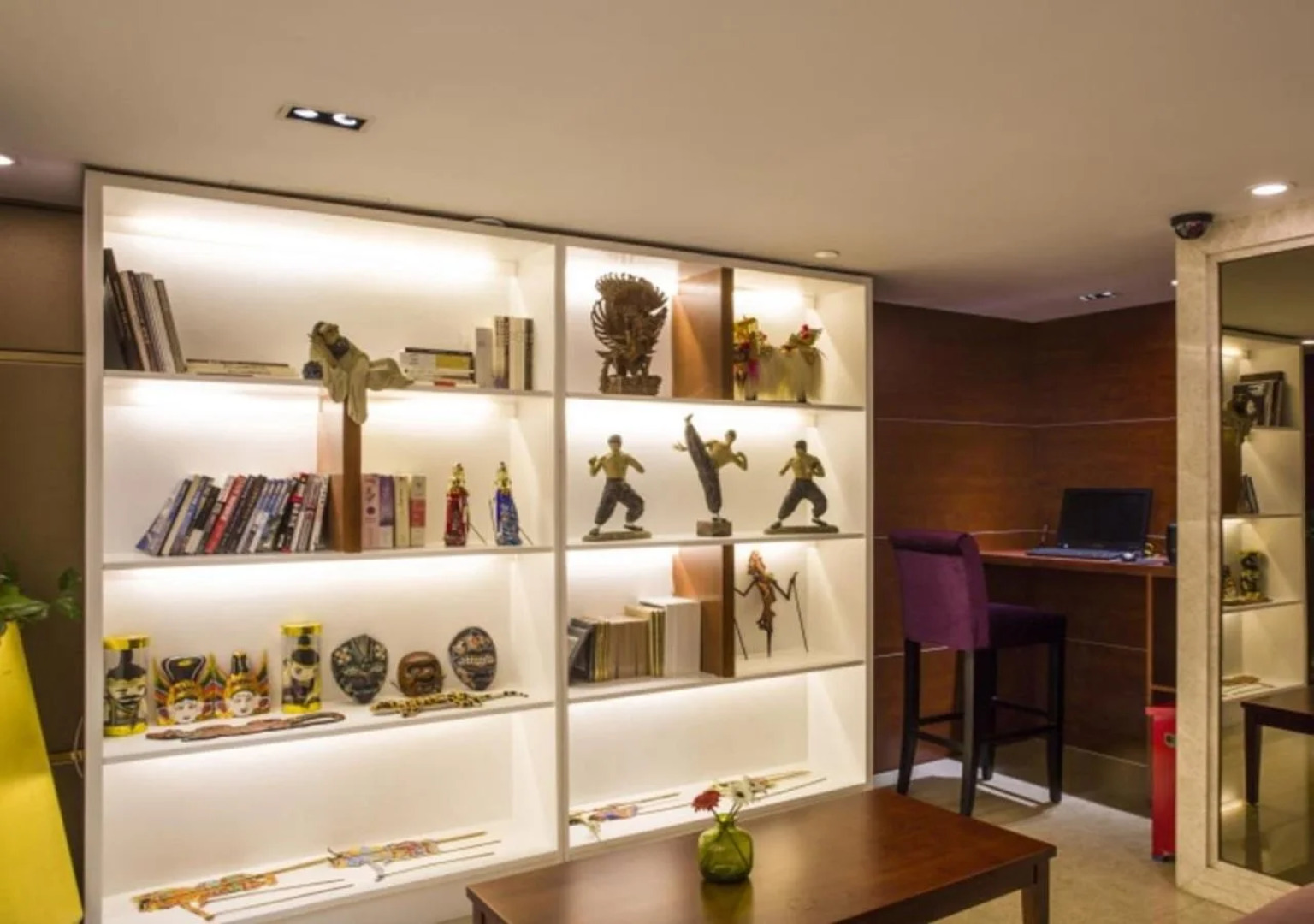 Poltton International Apartment (Foshan Zumiao Lingnan Tiandi Branch)