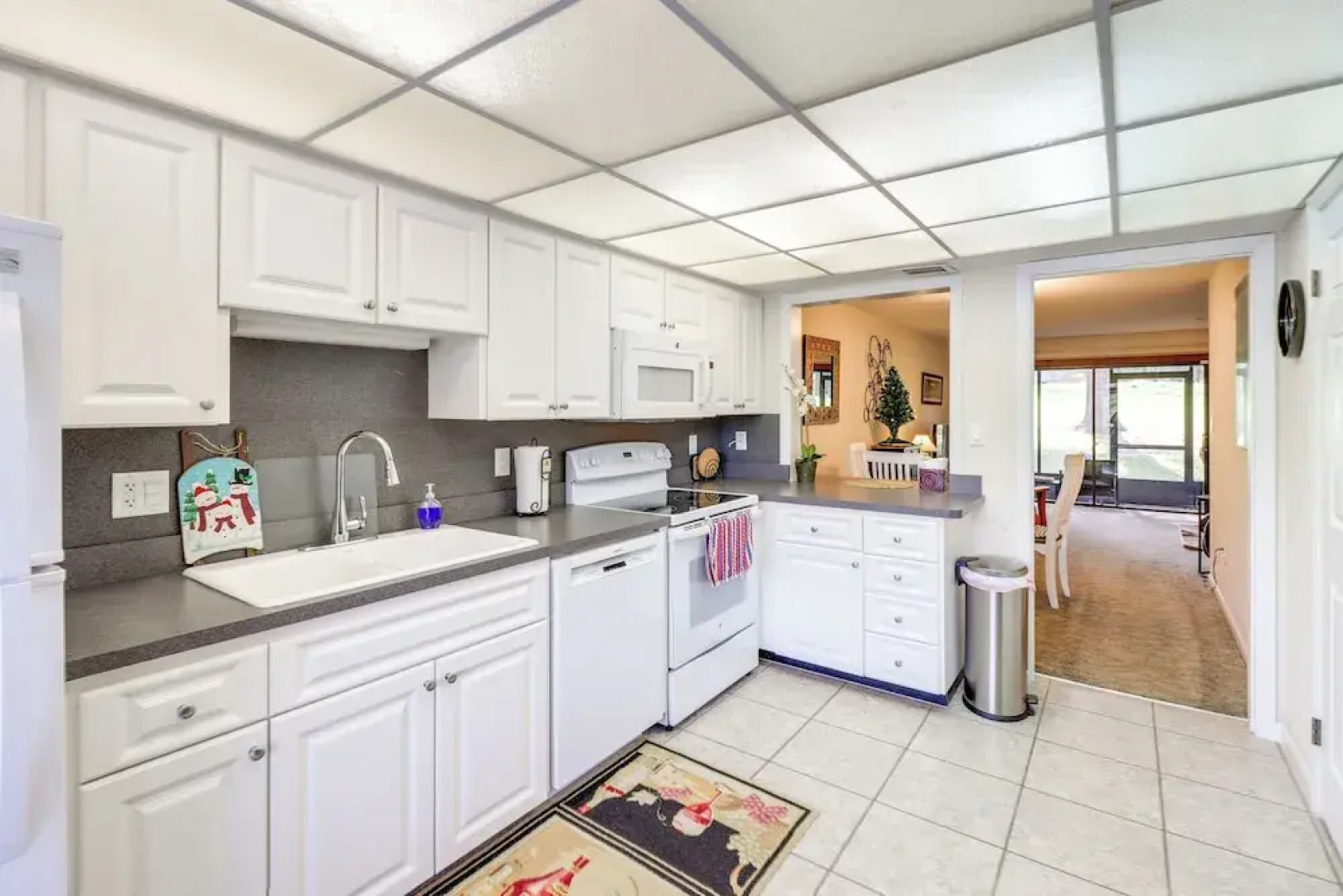 2 Mi to Rainbow Springs: Dunnellon Townhome