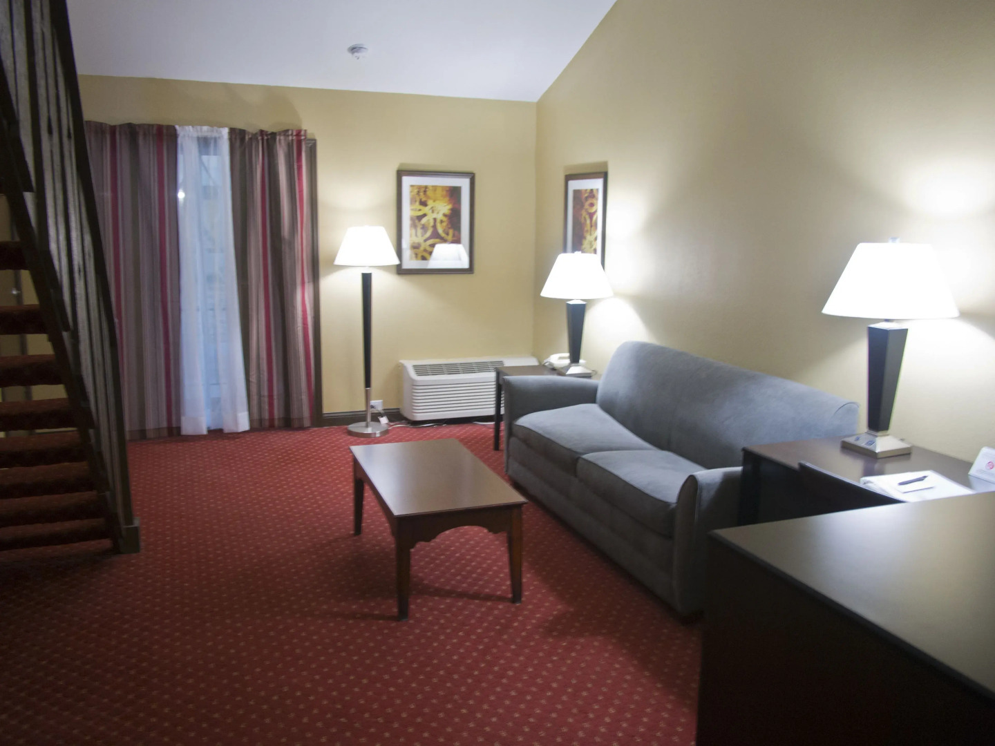 Best Western Cantebury Inn & Suites