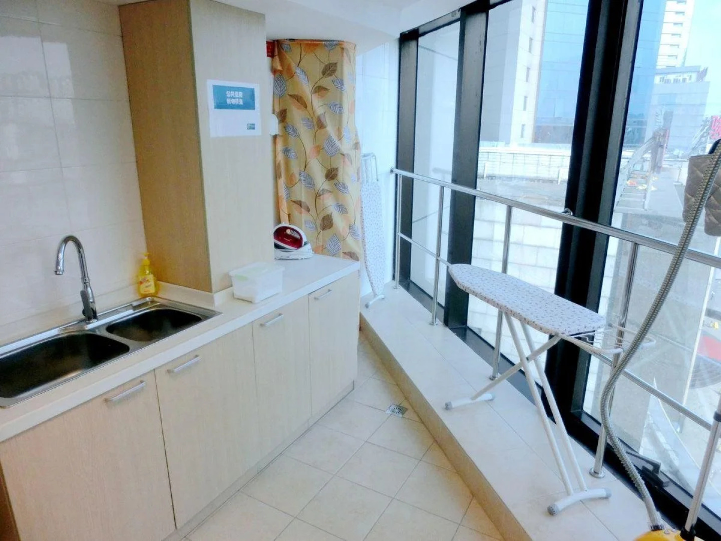 Holiday Inn Express Shanghai Jinqiao Central by IHG